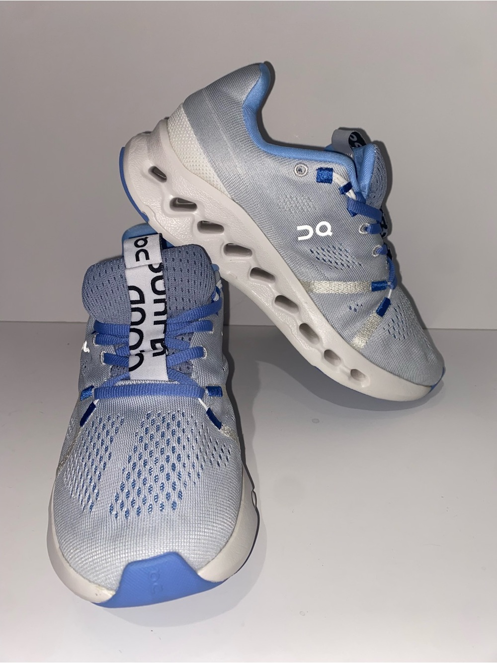 On Running Cloudsurfer Women’s Size 7 Blue Gray Running Shoes New Without Box